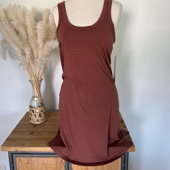 lululemon athletica Dresses & Skirts - NWT lululemon dress